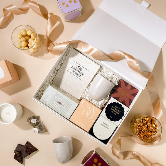 wellness-gift-in-gift-box-with-robert-gordon-mug-and-tea-and-snacks-with-candle