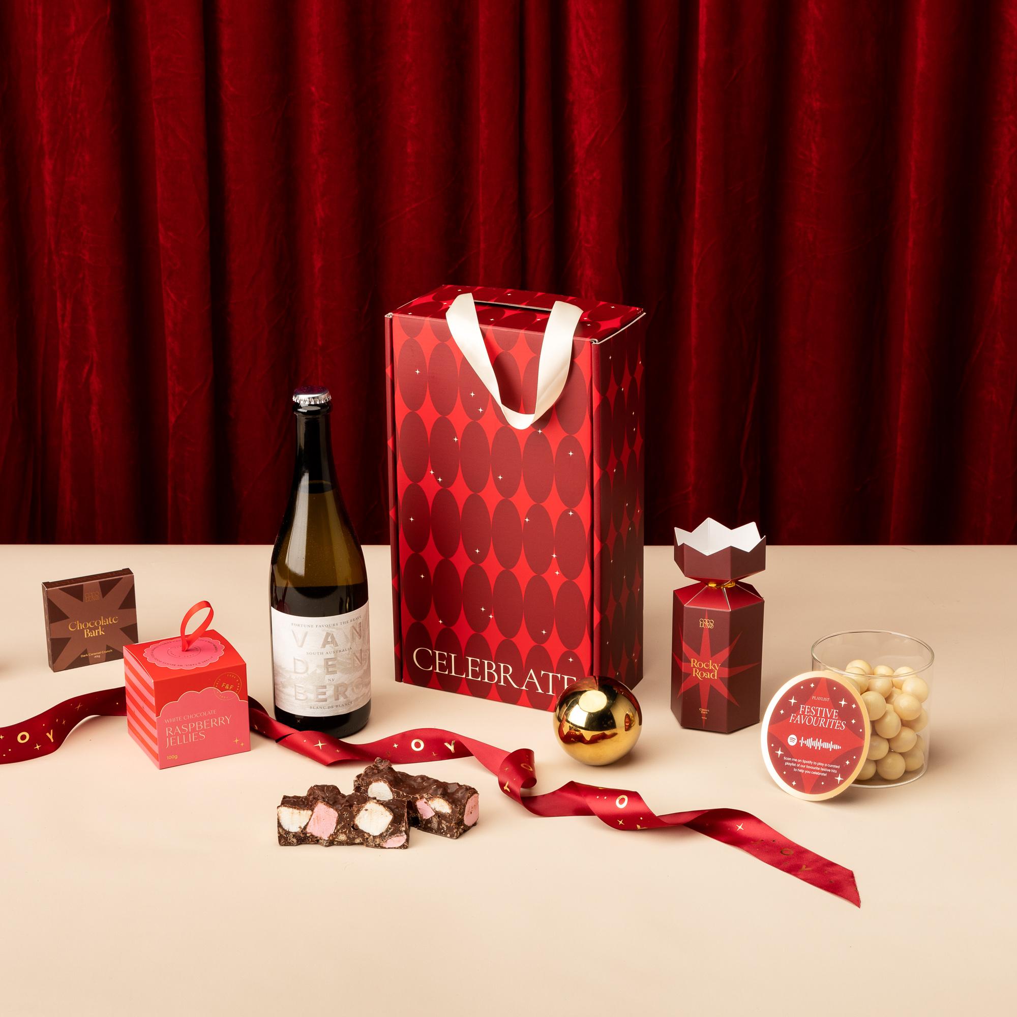 style-bundle-employee-christmas-gifts-with-sparkling-wine-and-christmas-chocolate