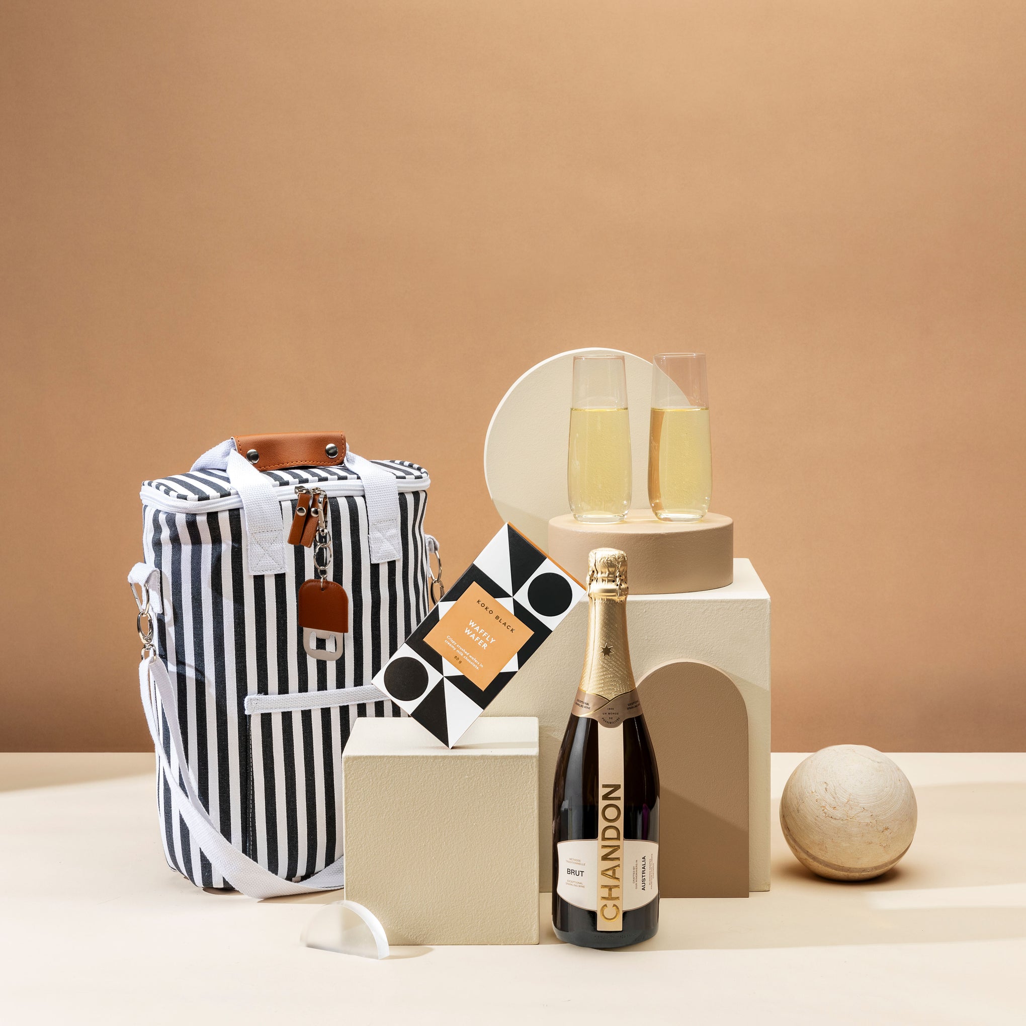 style-bundle-the-bubbles-in-the-bag-corproate-gift-hamper-with-chandon-and-cooler-bag
