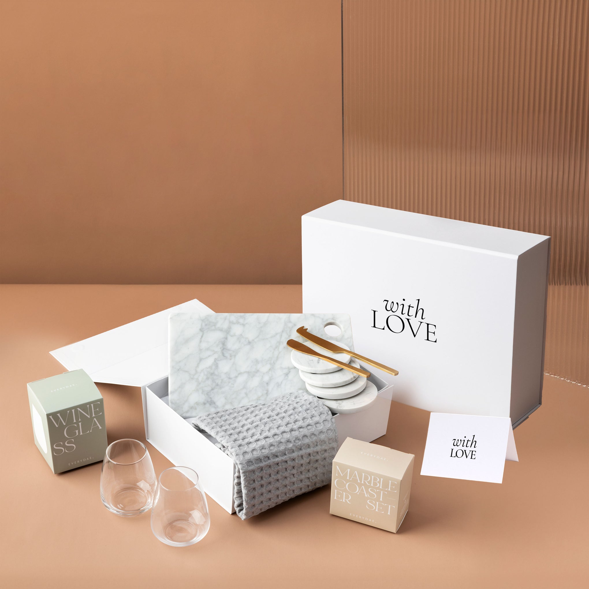 The Fig & Bloom Marble Entertainer