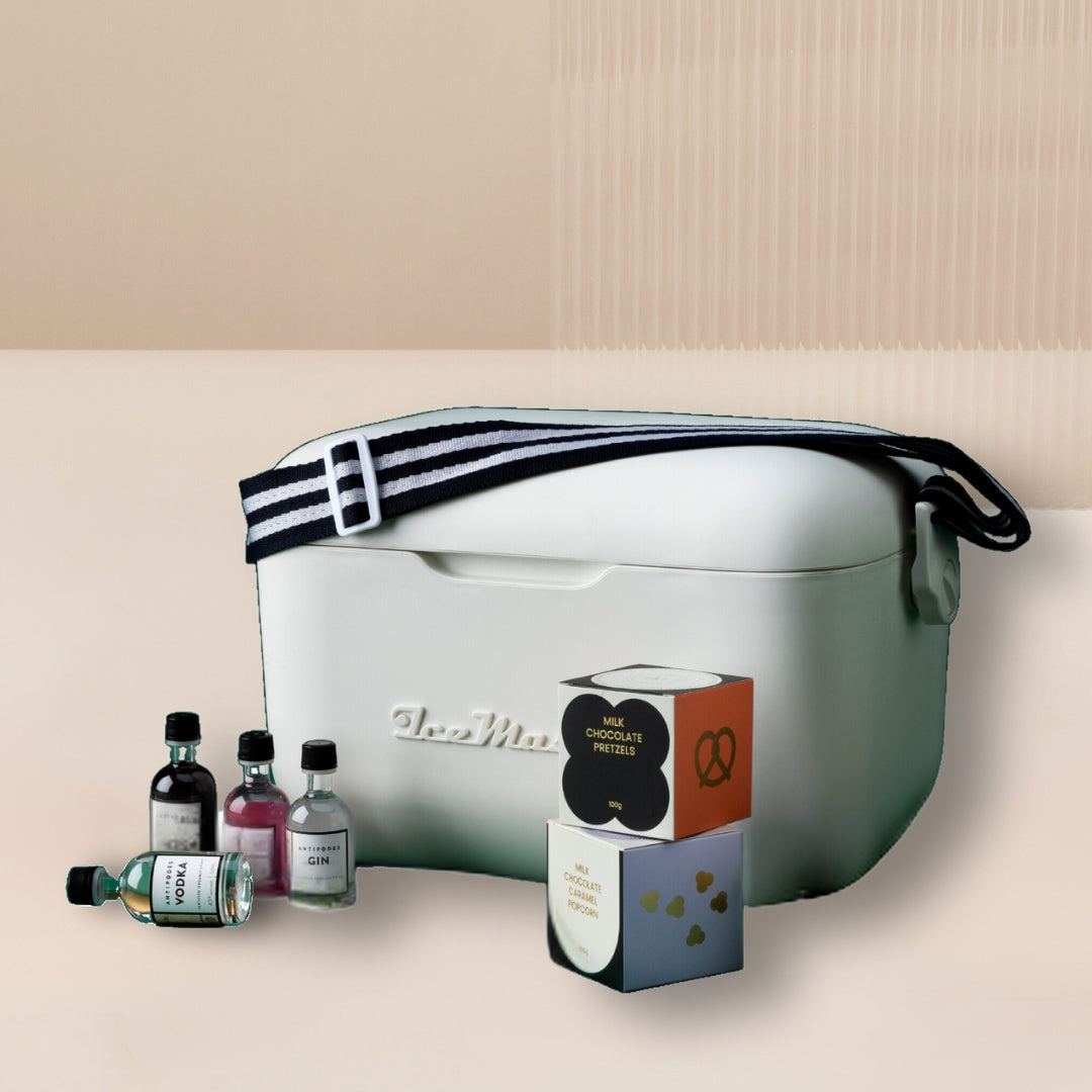 style-bundle-the-spirited-esky-corporate-gifts-for-employees-with-esky-and-mini-spirit-bottles