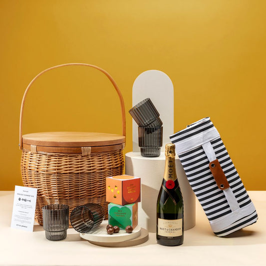 The Luxe Picnic Basket