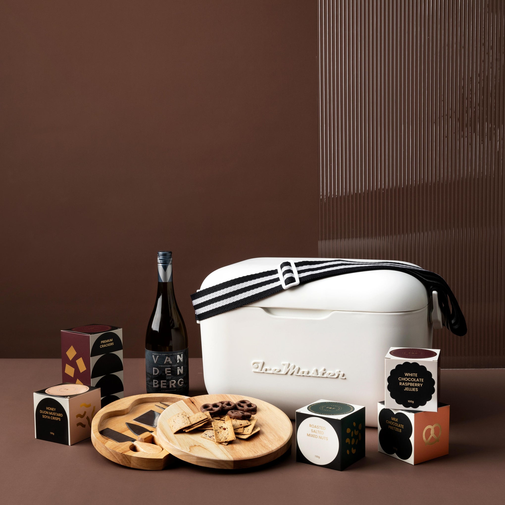 The Loaded Esky Hamper for Employees | Style Bundle