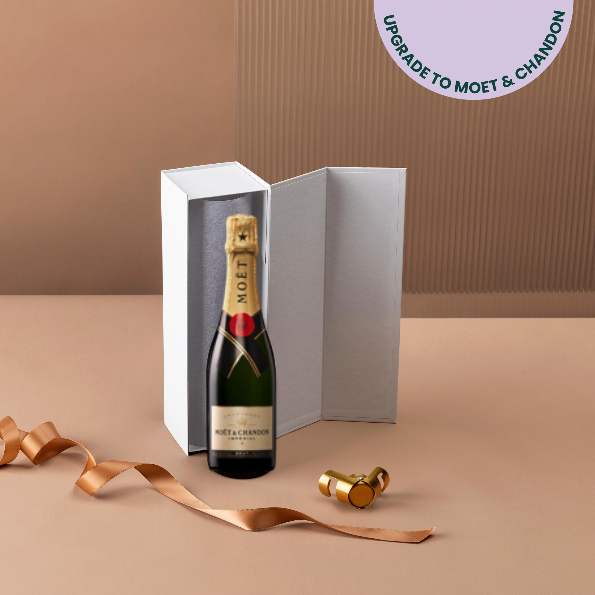 style-bundle-bubbles-in-a-box-with-moet-and-chandon-and-gold-champagne-stopper