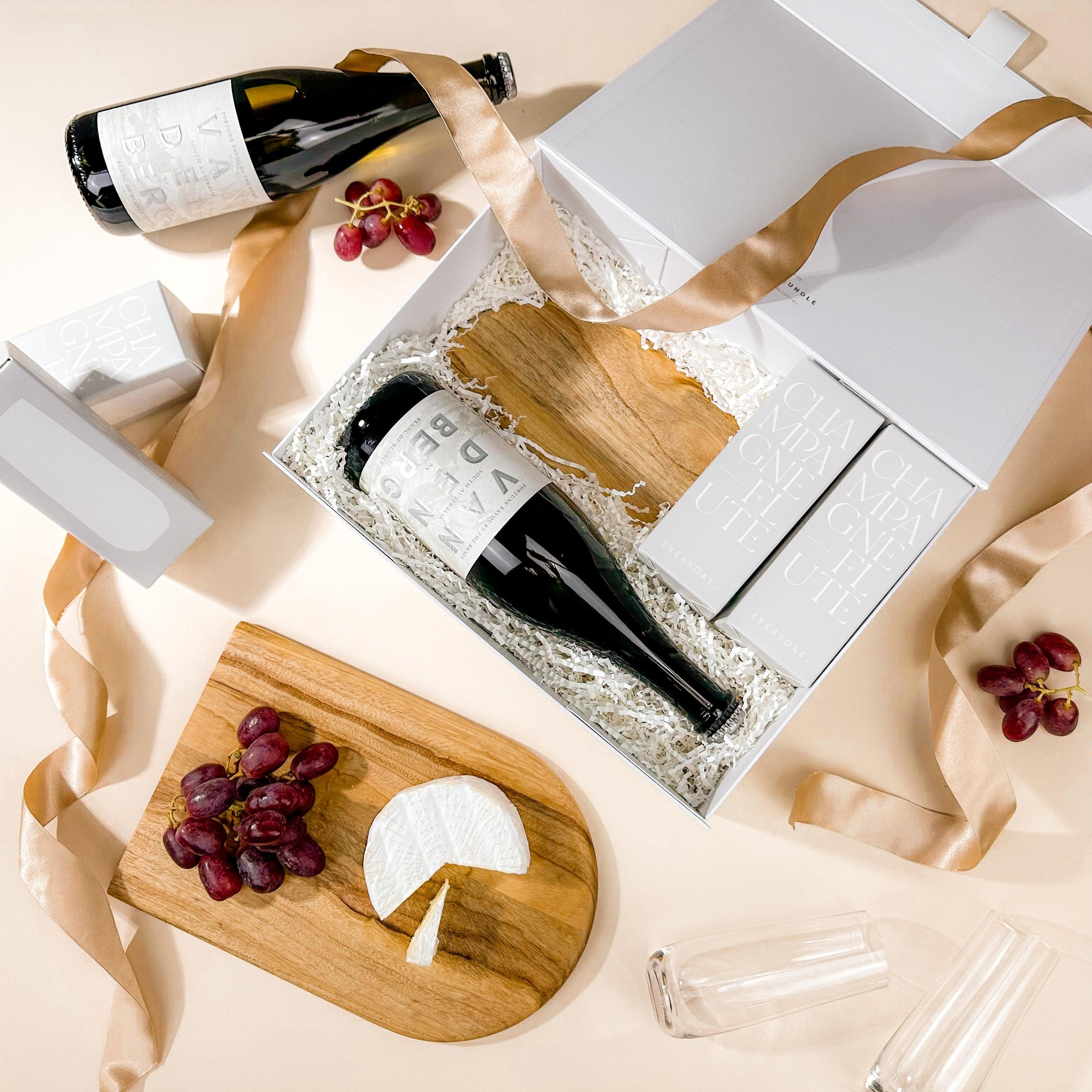 style-bundle-bubbly-and-board-gift-hamper-for-celebrating-employee-anniversaries-and-housewarming-with-champagne-flutes-and-wooden-board