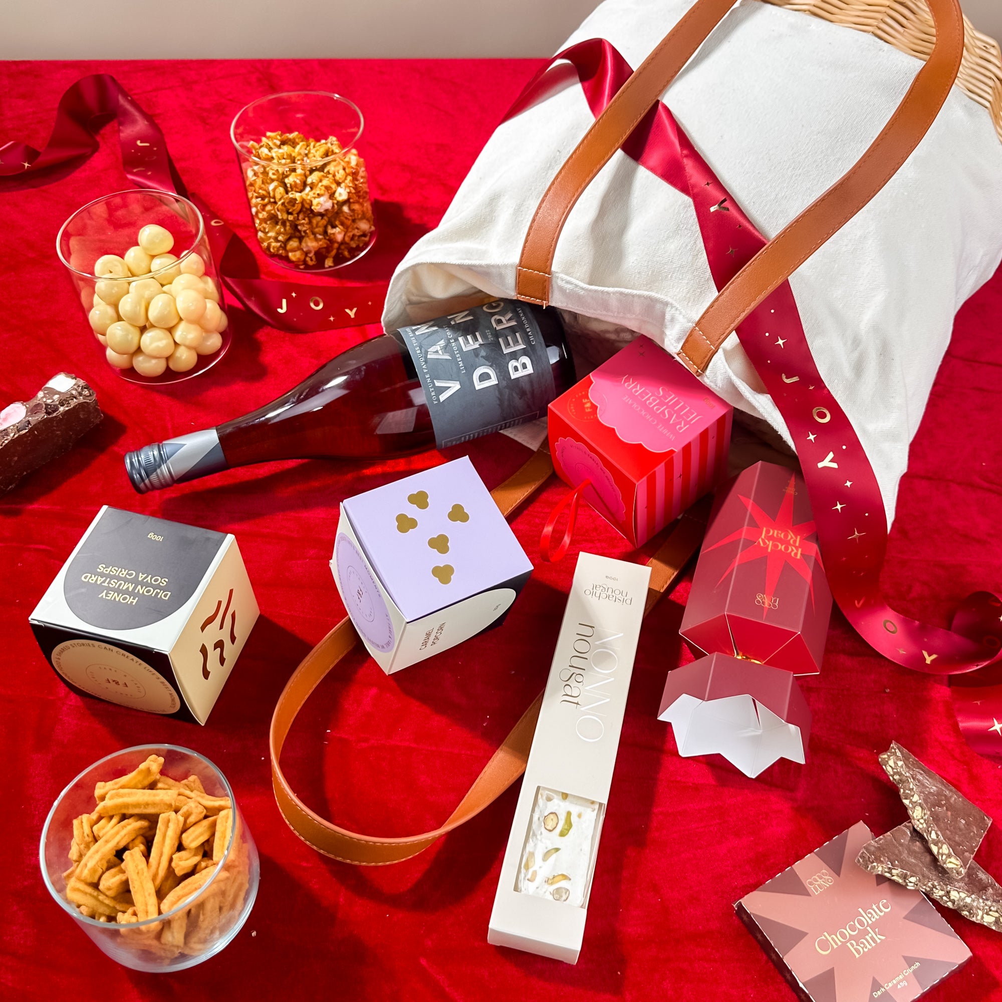 corporate-christmas-hamper-with-vandenberg-wine-and-festive-treats