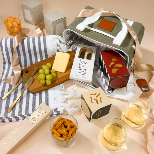 premium-business-gift-hamper-with-cheese-board-and-knives-and-turkish-towel-add-your-brand-to-the-insulated-cooler-bag
