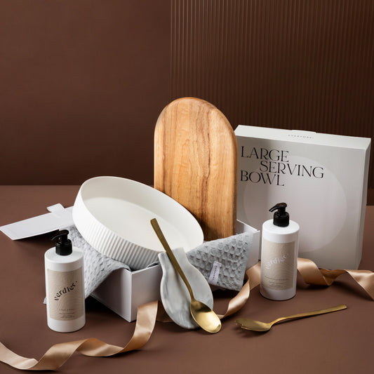 style-bundle-the-family-table-housewarming-gift-hamper-with-salad-bowl-and-arched-board