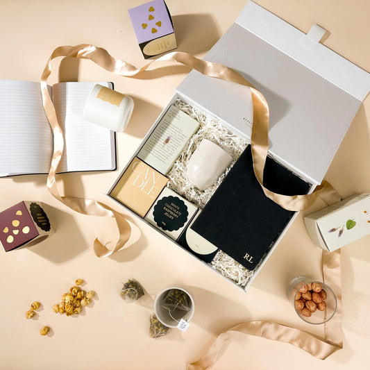 style-bundle-luxury-corporate-wellness-gifts-the-five-minutes-peace-with-robert-gordon-mug-and-soy-candle-with-love-tea-pyramids