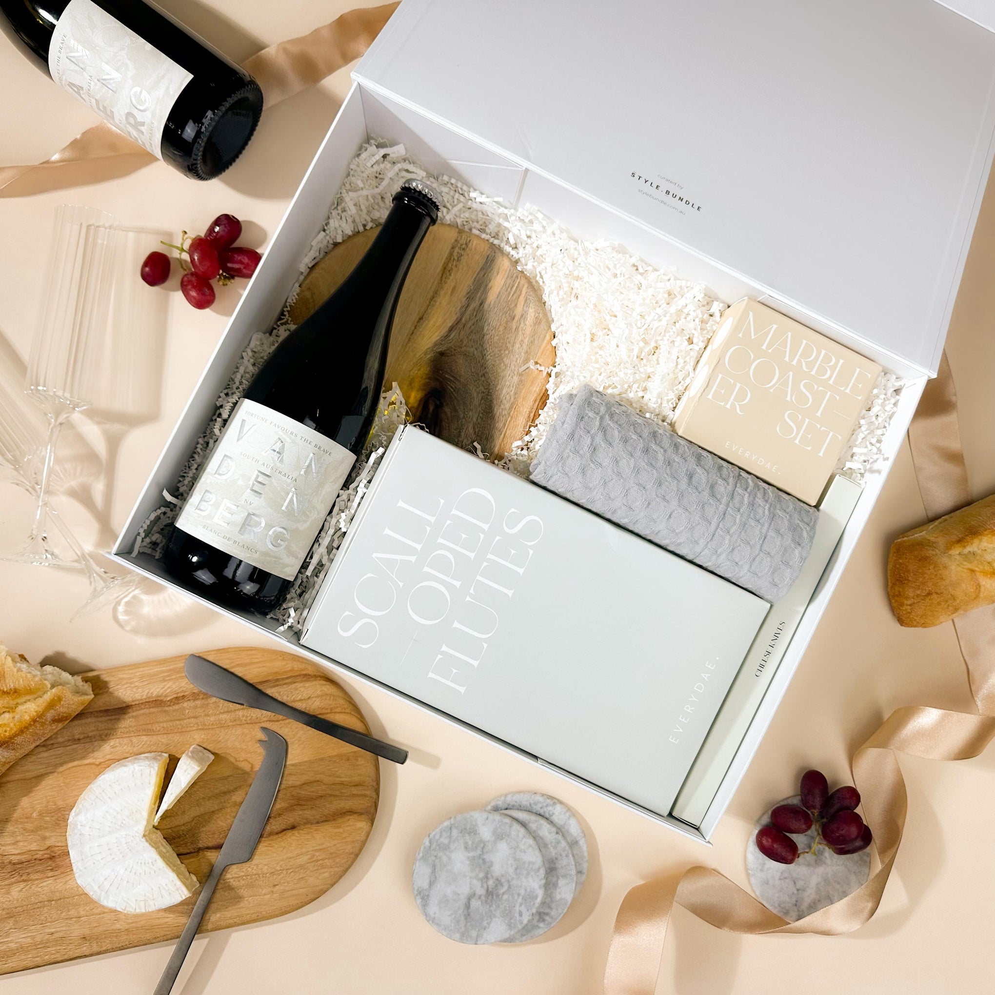 The Luxe Entertainer