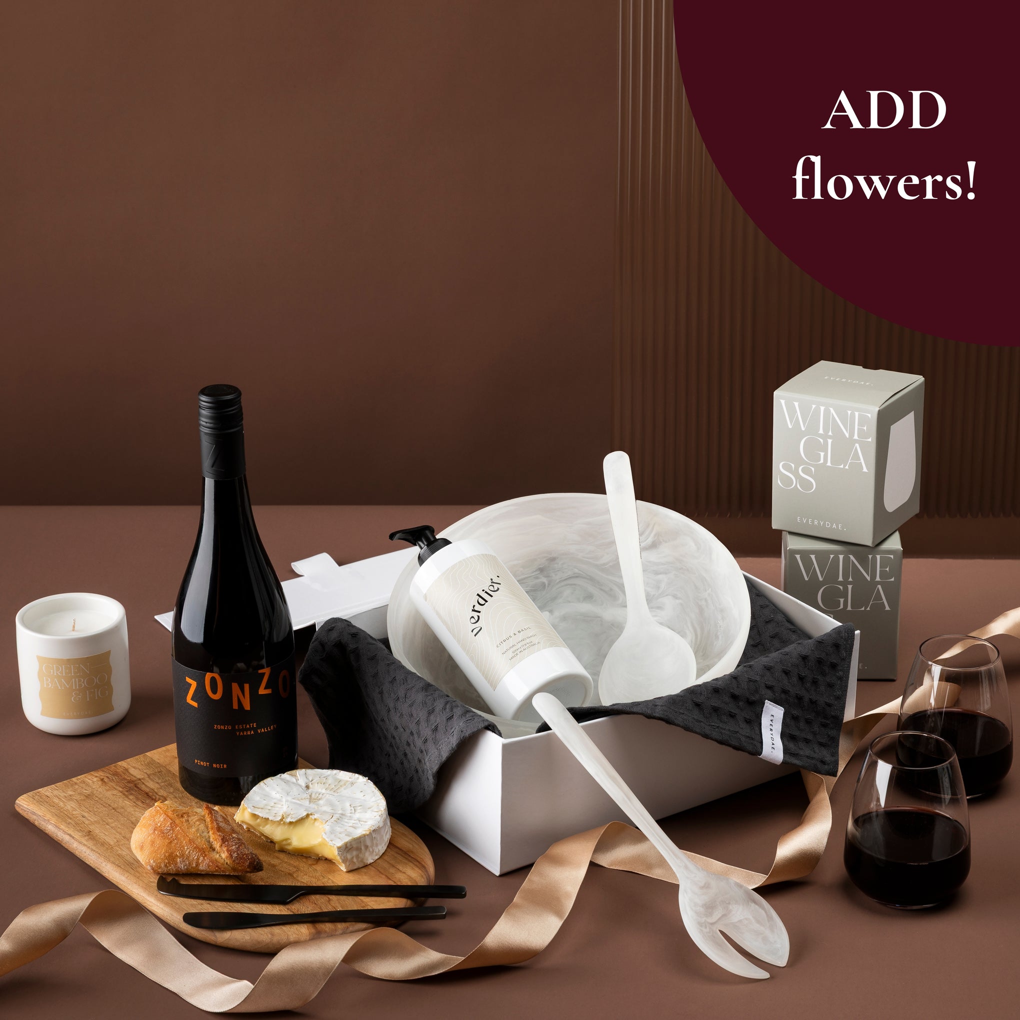 style-bundle-settlement-gift-the-luxe-housewarmer-with-resin-salad-bowl-and-zonzo-wine