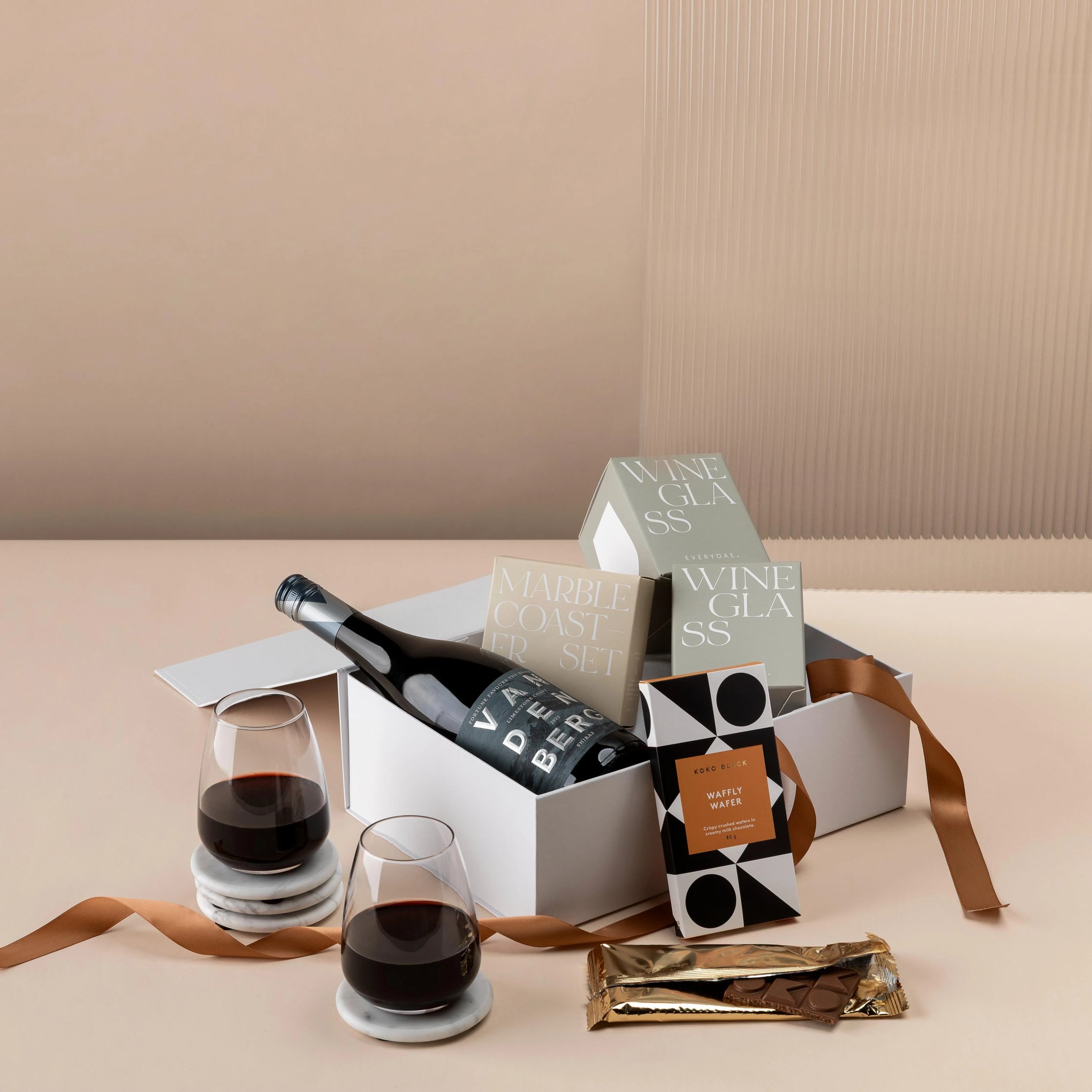 style-bundle-corporate-gift-hamper-the-marble-wine-and-choc-with-koko-black-and-marble-coasters