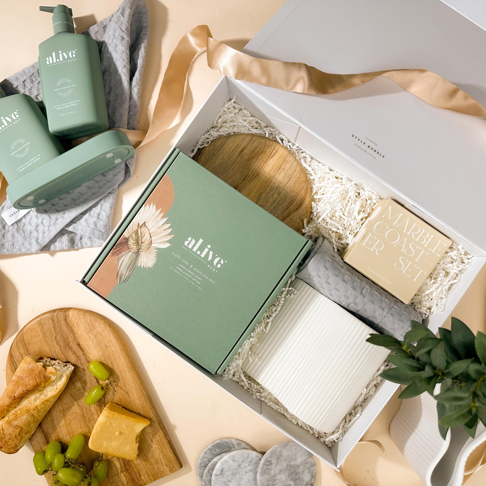 style-bundle-closing-gift-for-buyers-new-home-luxe-with-alive-body-duo-and-ribbed-infinity-vase-with-marble-coasters