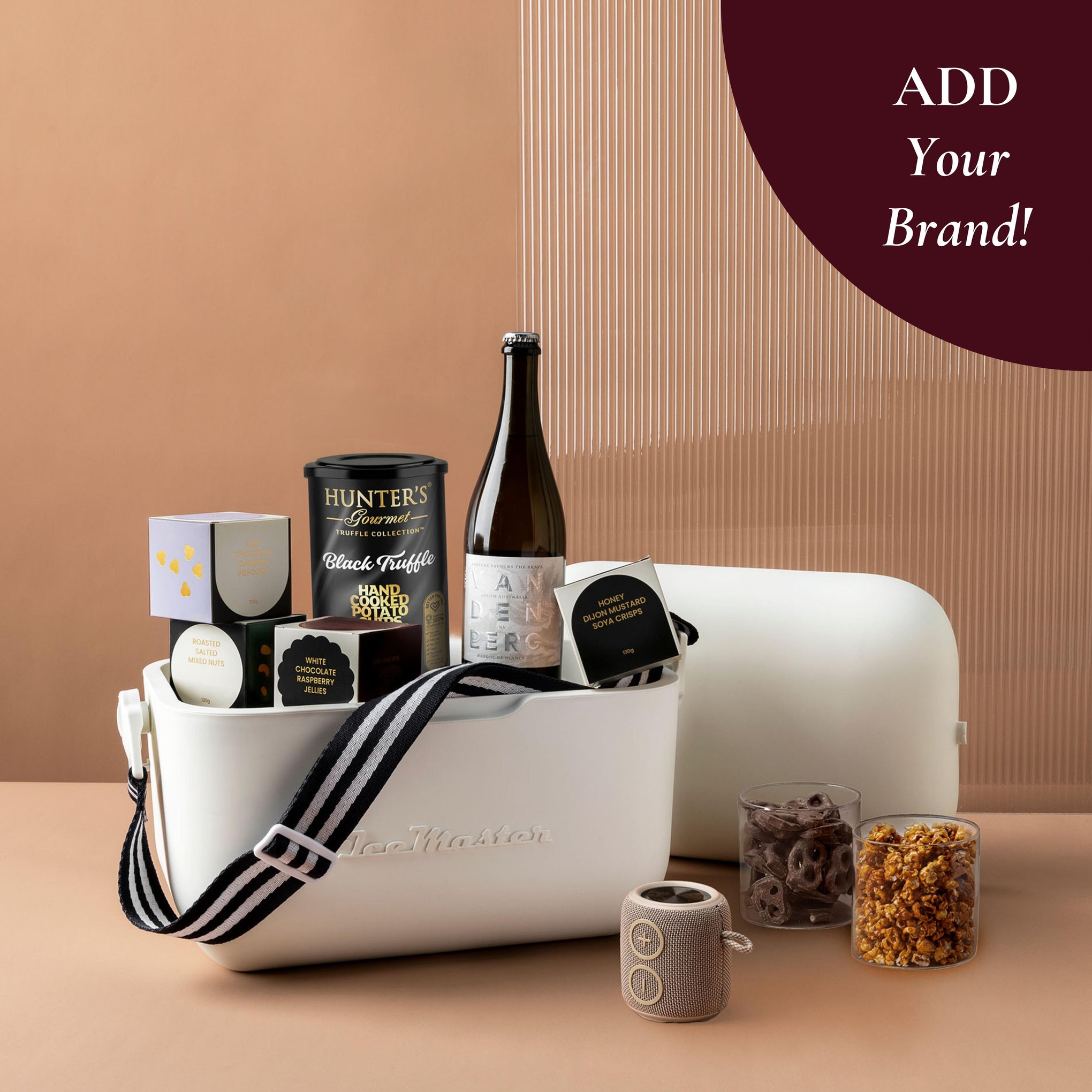 style-bundle-hamper-for-employees-with-esky-and-outdoor-speaker-with-hunters-black-truffle-chips