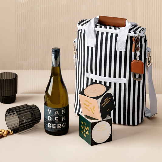 style-bundle-wine-cooler-company-gift-box-with-soya-crisps-and-mixed-nuts