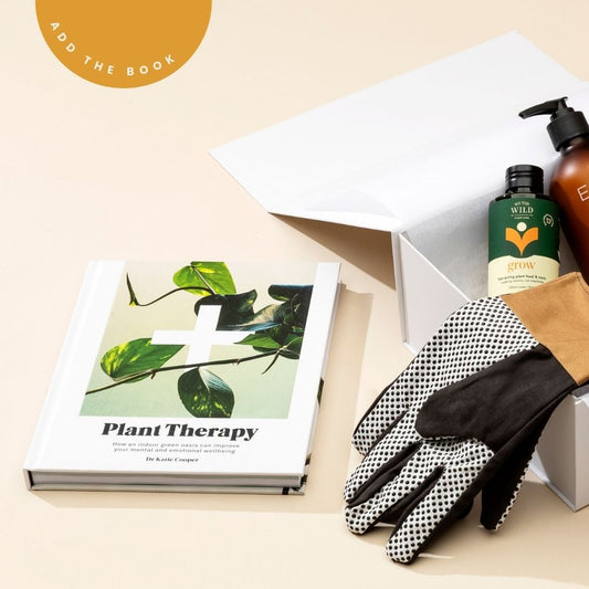 style-bundle-garden-gloves-with-plant-therapy-book-employee-gifting